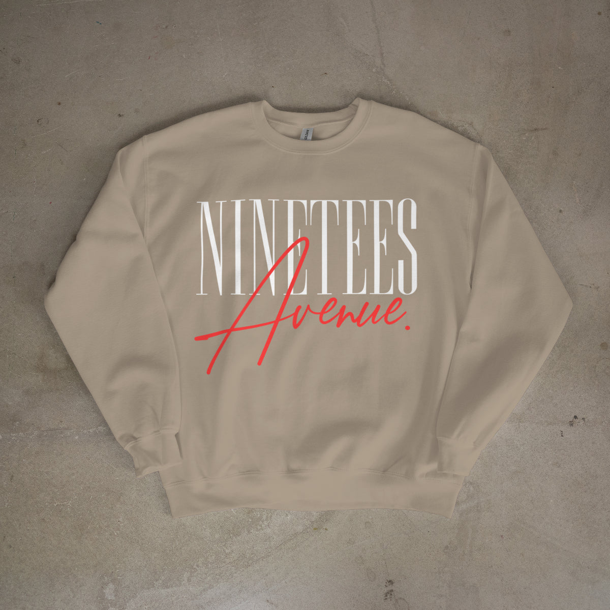 BIG SIGNATURE SWEATER