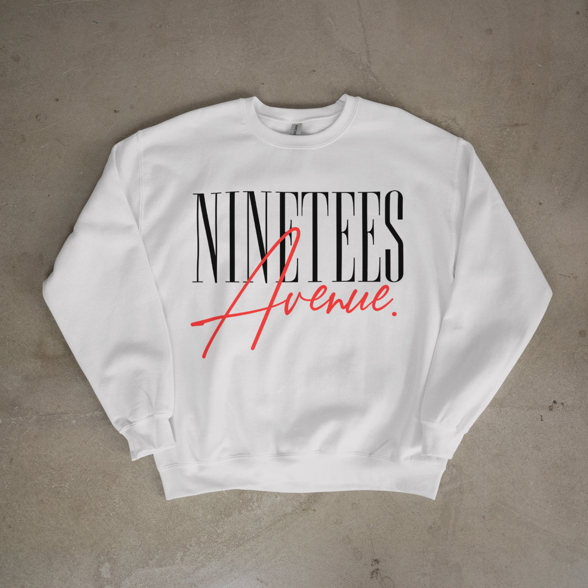 BIG SIGNATURE SWEATER